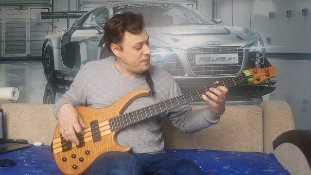 Как играть простой блюз на Бас-гитаре в любой тональности смотреть онлайн