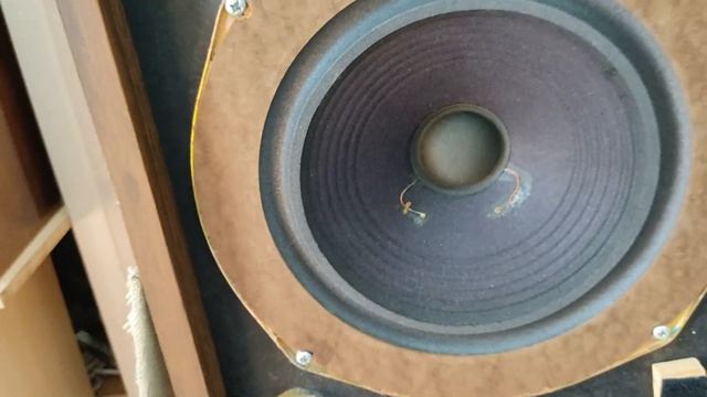 The Advent Loudspeaker или Original Large Advent (OLA). Развёрнутый обзор. смотреть онлайн