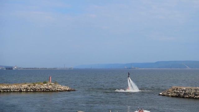 Флайборд Фантастические полеты над водой смотреть онлайн