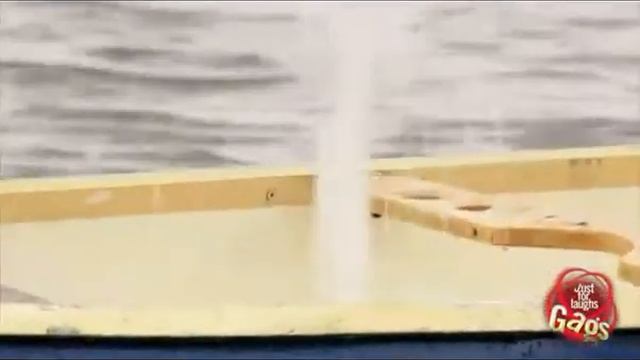 Затонувшая лодка смотреть онлайн