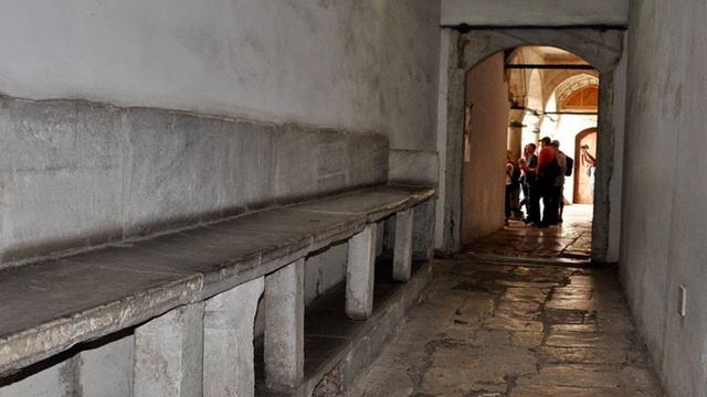 Дисциплина в гареме султана Сулеймана — рассказывает турецкий историк смотреть онлайн
