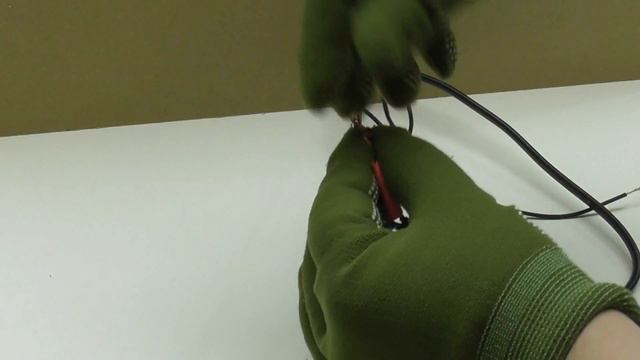 Как сделать автоматический диспенсер Хубба Бубба из картона смотреть онлайн