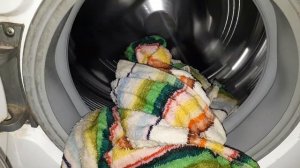 Destruction Bosch washer with wet towel