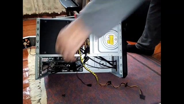 Silverstone SG11 корпус ПК.Сборка.