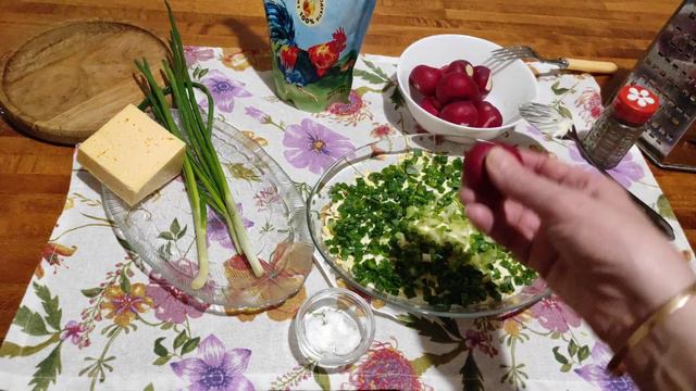 САЛАТ 🥗 из редиски "Весна на пороге"!! Очень просто и вкусно!! смотреть онлайн