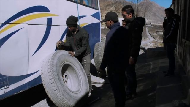 Накуренный Садху и "крыша мира", Nepal #5 смотреть онлайн