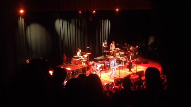 Brendan Benson & Friends w/Jack White - "Steady As She Goes" Ryman Auditorium 2013.12.18 смотреть онлайн