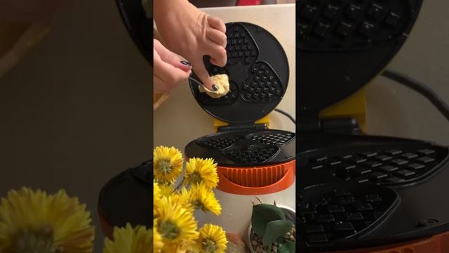 Домашние блины с черникой