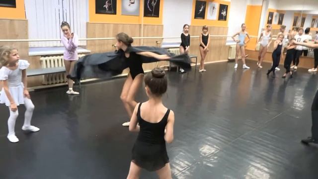 ТАИС. Репетиция балета "Спящая Красавица" смотреть онлайн