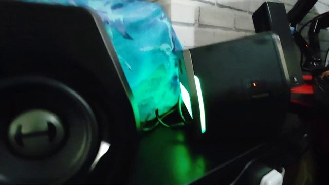 Edifier G2000 Gaming Speakers first look смотреть онлайн