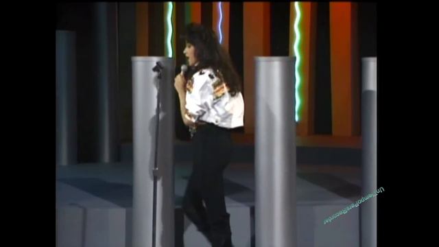 Kiara - Que Bello (HD)