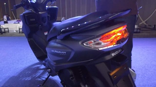 Suzuki Burgman Street - Launch, Price, Quick Walkaround | ZigWheels.com смотреть онлайн