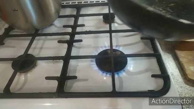 Как сделать антипригарной старую сковороду#кухонныесекреты#лайфхакдлякухни. смотреть онлайн