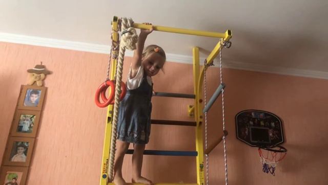 Дети и турник смотреть онлайн