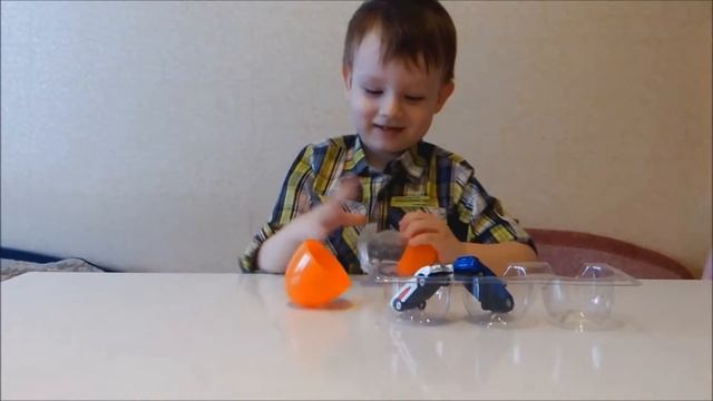 WELLY открываем яйца с машинками Велли. Eggs Surprise Welly Cars.