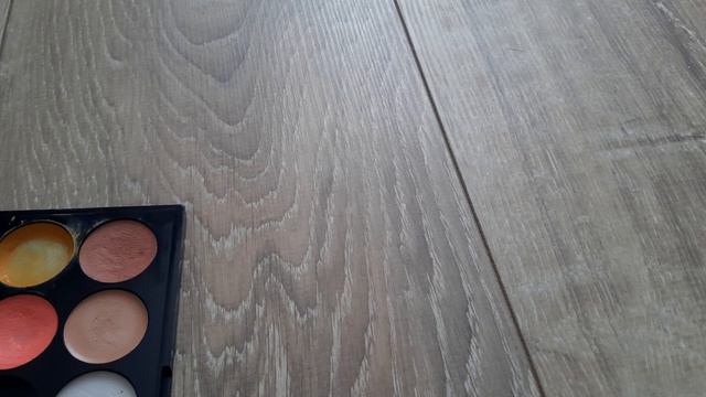 добавляю тени для использования. маленькая коллекция теней смотреть онлайн