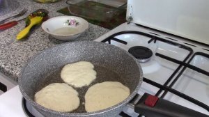 Необычные оладьи из муки и манки.mp4