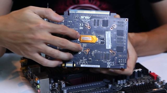 ASUS GEFORCE GTX 670 DirectCU Mini! смотреть онлайн