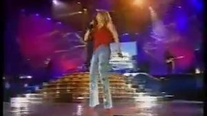 Алёна Апина песня На теплоходе Музыка играет!!!!!!!