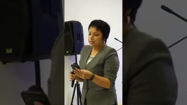 Хоть силен враг смотреть онлайн