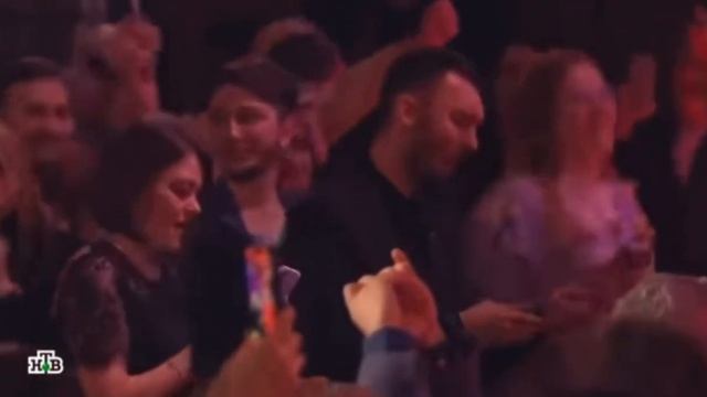 Андрей взорвал Крокус с Ларисой Долиной!!! смотреть онлайн