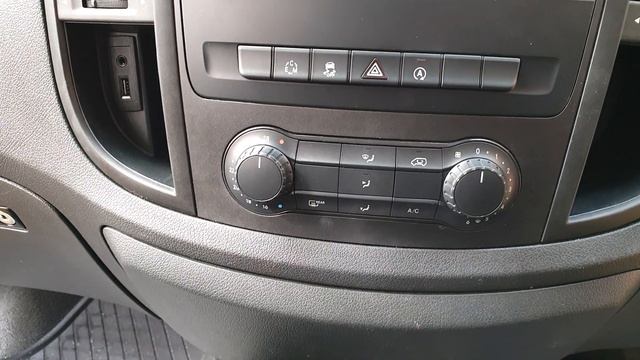 2016 Mercedes Vito 119 Bluetec Sport Interior and Exterior Video View смотреть онлайн