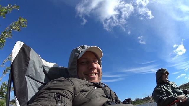 Рыбалка в рыбхозе "Раково". Выезд №3. Ловили карася , а клюнула зубастая щука. Май 2021г. смотреть онлайн