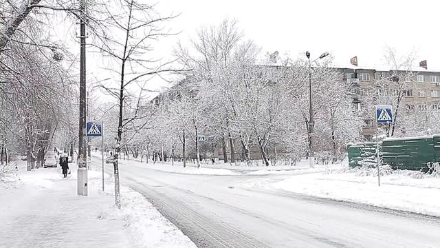 Canon EOS 1100D kit lens video test 09 смотреть онлайн