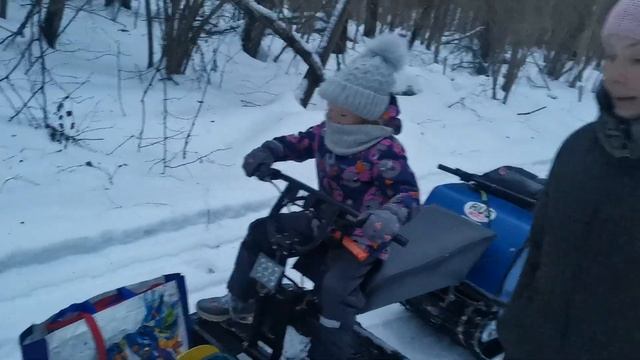 Настасья и Мототолкач в МОСКВЕ. Бутово смотреть онлайн