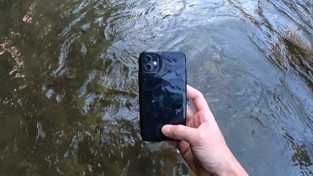 We Found a Wallet Full of Money! $100 Bill and 4 iPhones in the River! смотреть онлайн