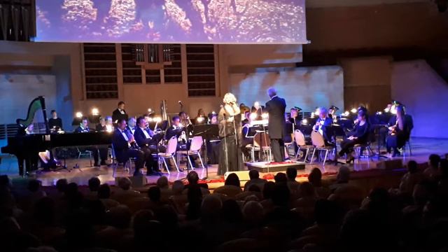 Генри Манчини - Moon River из к/ф "Завтрак у Тиффани" смотреть онлайн