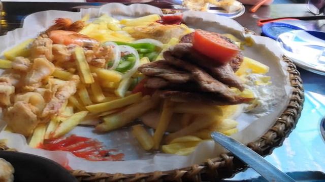 Пита GR Нячанг, Вьетнам. Индийская кухня в Нячанге. Нячанг-центр, фудкорт. Сравнение кафе Нячанга. смотреть онлайн