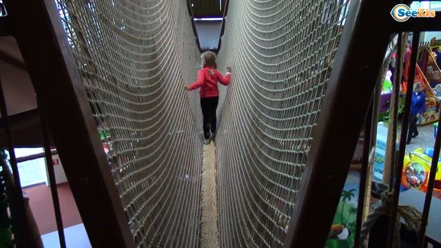 Детский Развлекательный Центр с Лабиринтами и Горками Kid's Intertainment Center смотреть онлайн