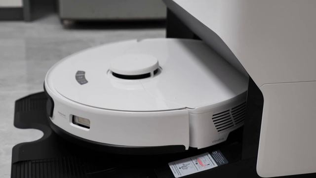 Roborock S7 Max Ultra Review: The MOST Powerful I've Seen!