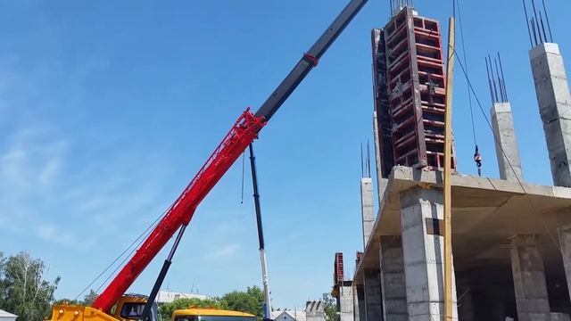 Кран Palfinger Sany QY25C на строительстве ФОК в Тольятти смотреть онлайн