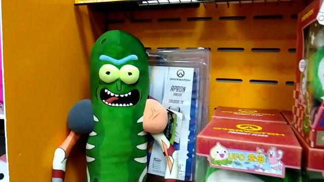Squanchy and 36 Inch Pickle Rick plushies - Rick and Morty show смотреть онлайн