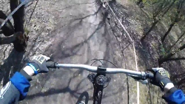 Прикатка трассы в Полтаве на Кубке Украины Mini DH 2015 смотреть онлайн