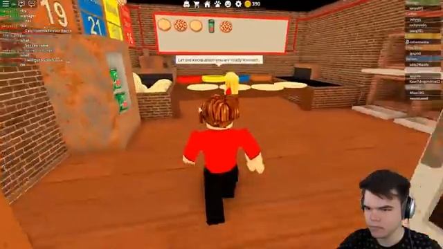 MAKING PIZZA GONE WRONG! (Roblox Pizza Place) смотреть онлайн