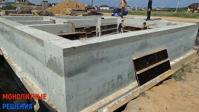 МОНОЛИТНЫЙ ФУНДАМЕНТ ПОД ЦОКОЛЬНЫЙ ЭТАЖ смотреть онлайн