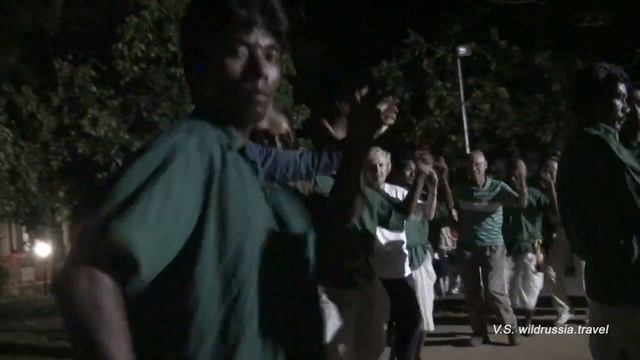 Непал, Читван, народные танцы / Nepal, Chitwan, locals dancing смотреть онлайн