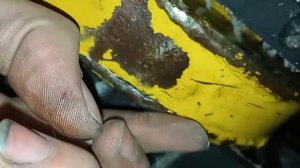 у моего Бурана нет сливной пробки в КПП)))