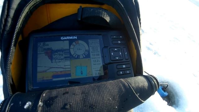 Garmin Striker Plus 5CV + GT8HW IF Зимняя ловля окуня на мормышку смотреть онлайн
