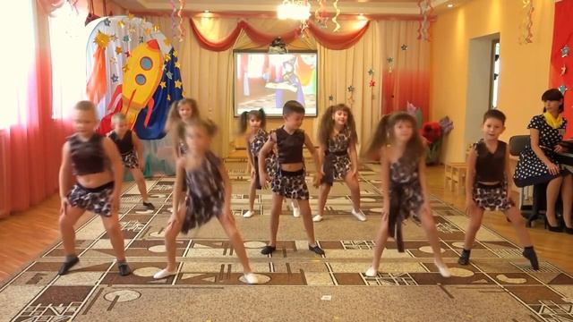 Танец _Дикари_ в детском саду.mp4 смотреть онлайн