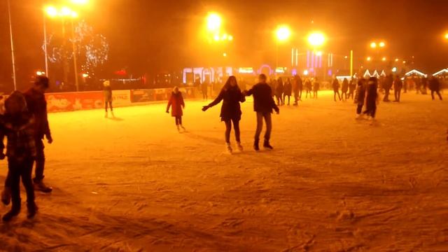 Каток на пл. Ленина смотреть онлайн