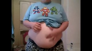 Толстый живот