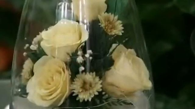 Новогодняя сказка в Супермаркете Цветов и подарков смотреть онлайн