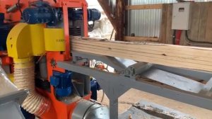 Купили новый фрезерно-пильный станок для тонкомера