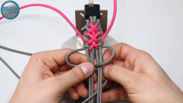 How to make Paracord Bracelet Rose Thorn Paracord Tutorials DIY Paracord Bracelet World of Paracord смотреть онлайн