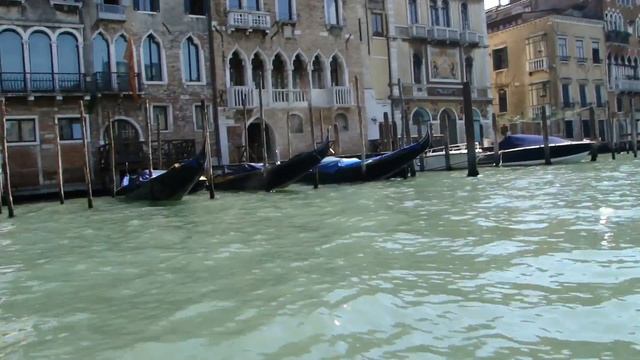 Гондолы и Гондольеры. Кайфуем за 2 евро. смотреть онлайн