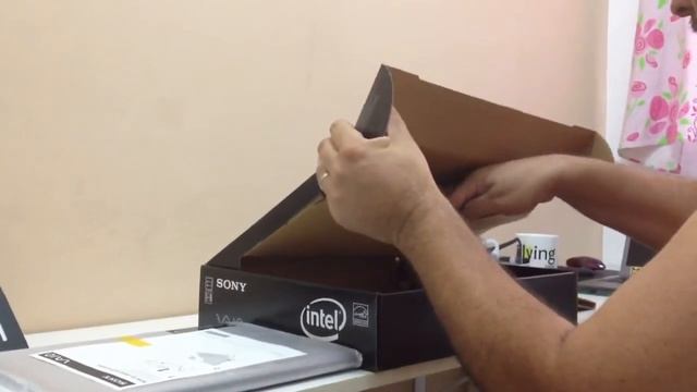Sony VAIO Duo 11 - Unboxing Brasil em Português! смотреть онлайн